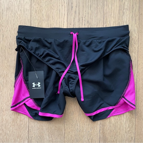Under Armour Black Pink Tempo Run Shorts NWT - Size S - Picture 4 of 6